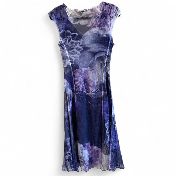 Komarov Blue and Purple Floral Dress! Size Medium! - Picture 5 of 8